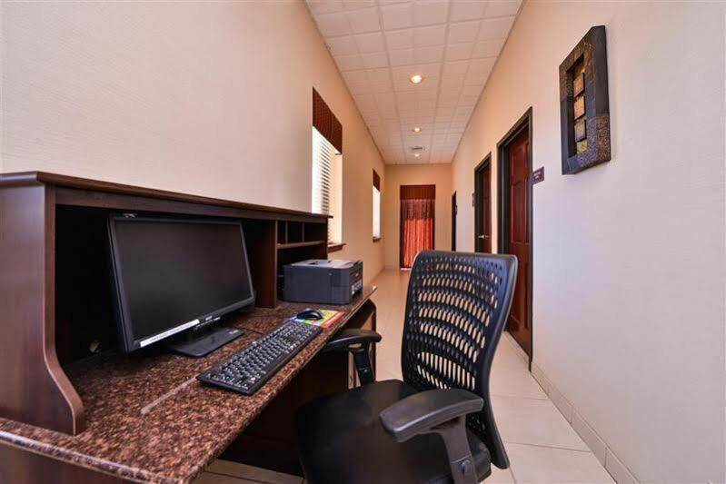 Best Western Northgate Inn Pampa Zewnętrze zdjęcie
